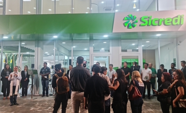 Sicredi Inaugura agência em Carangola Minas Gerais.